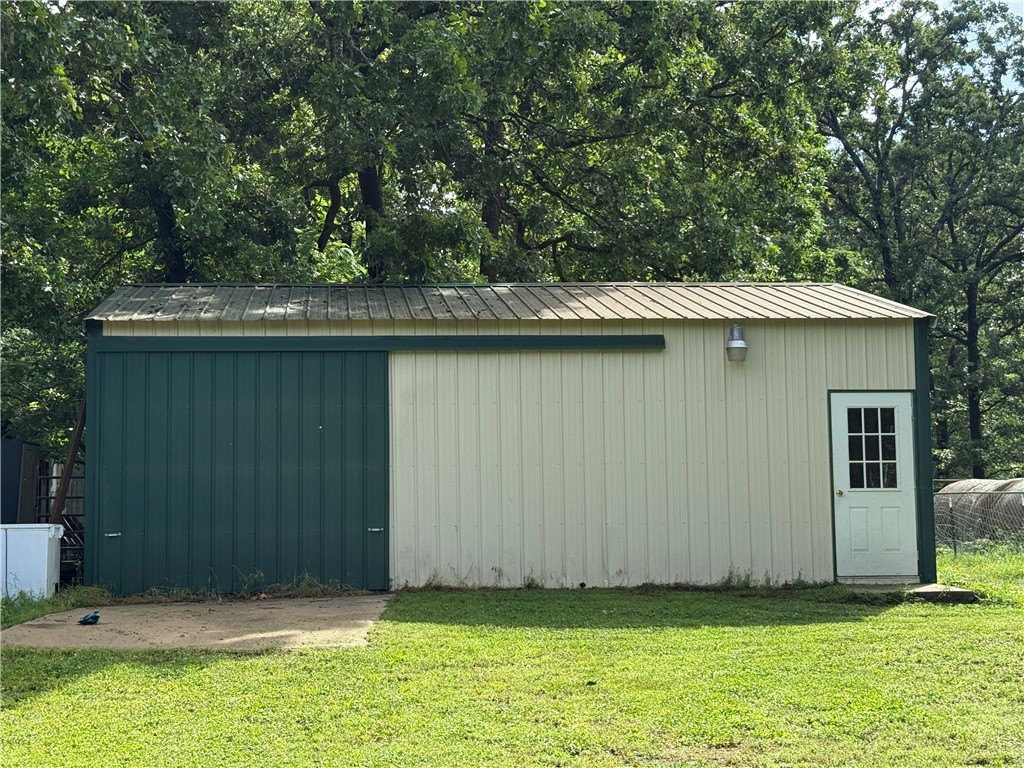 main property photo 16