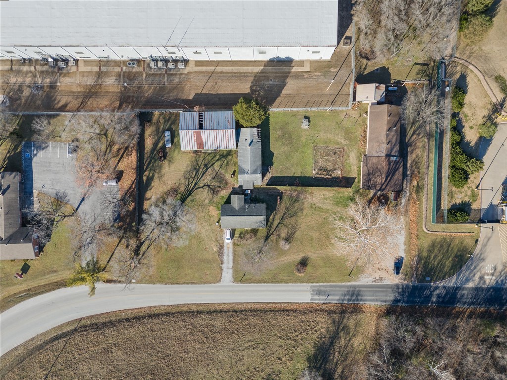 main property photo 4