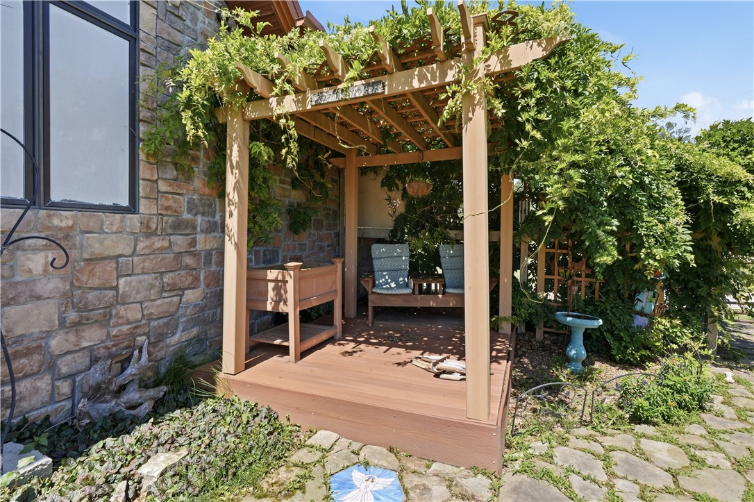 main property photo 42