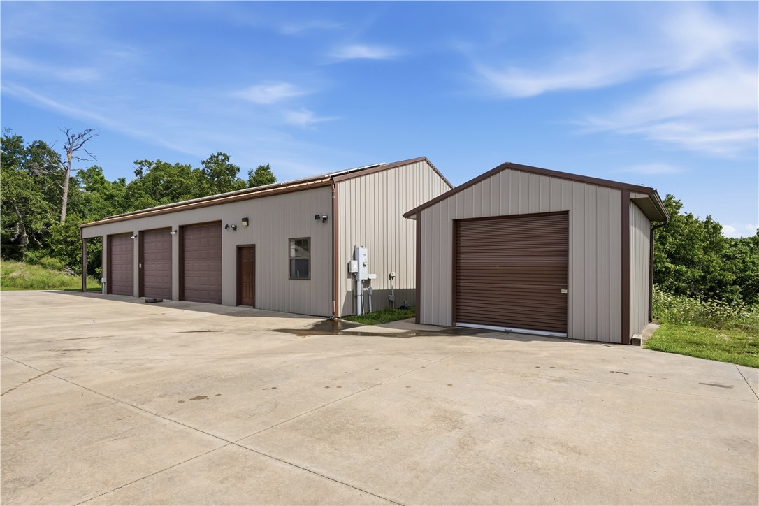 main property photo 43