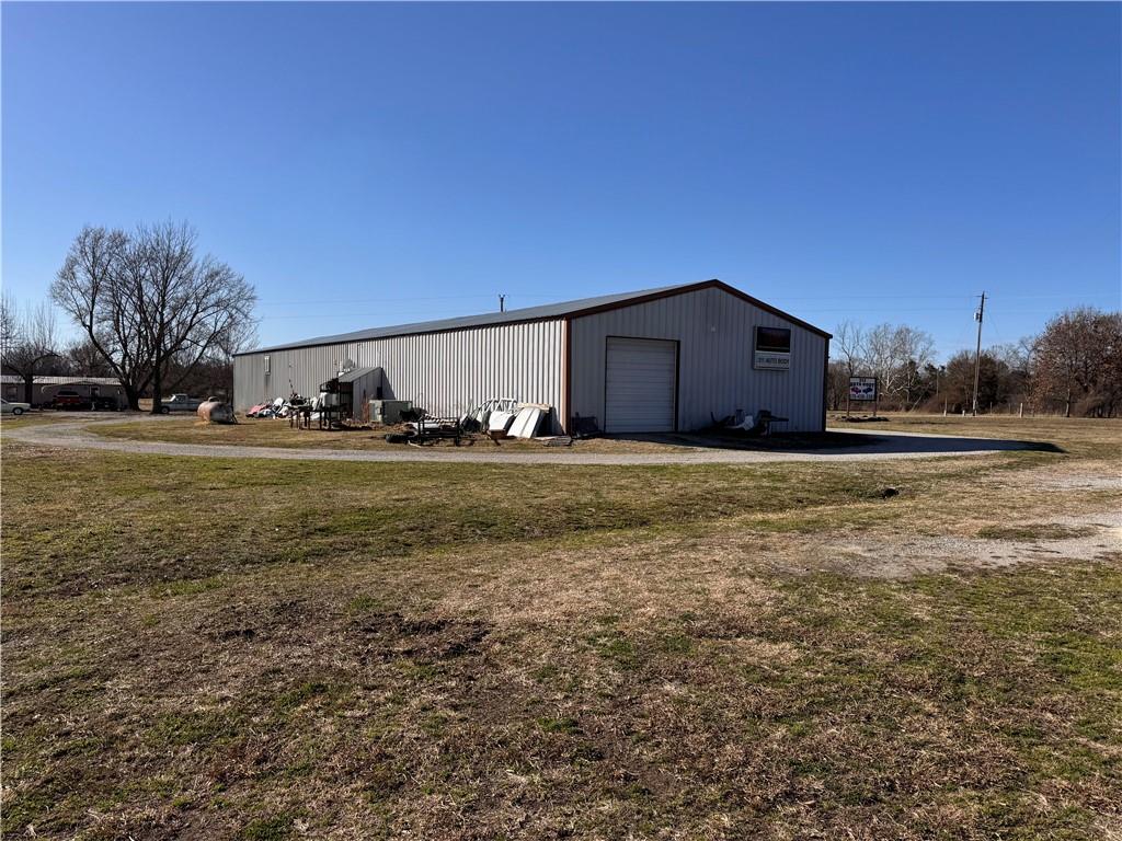 main property photo 8