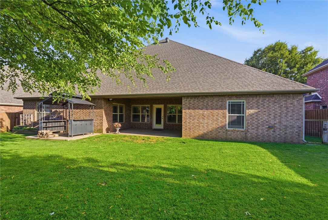 main property photo 27