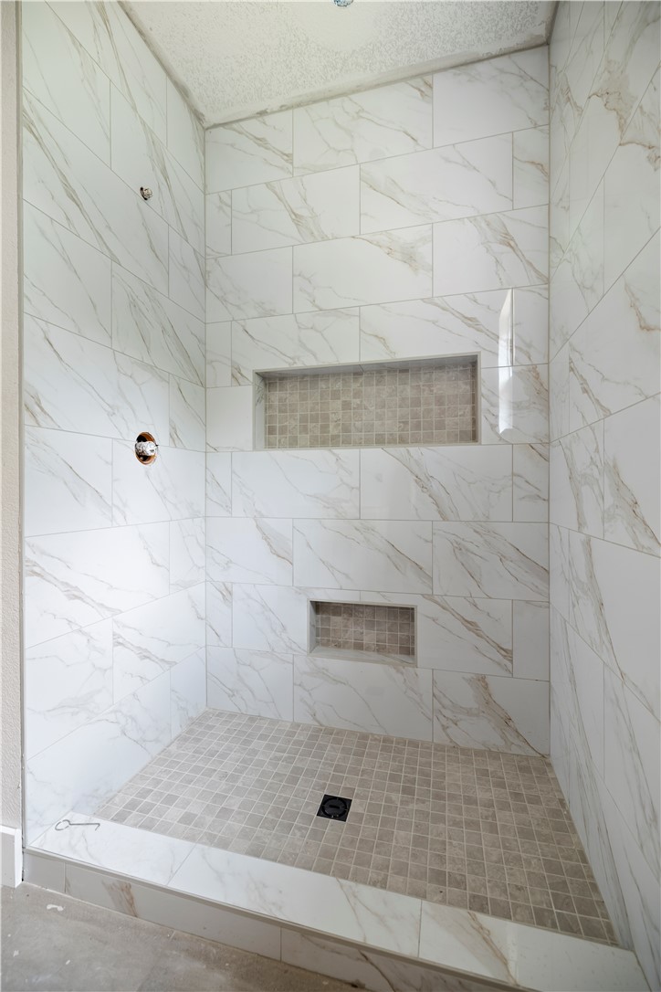property viewer photo 24