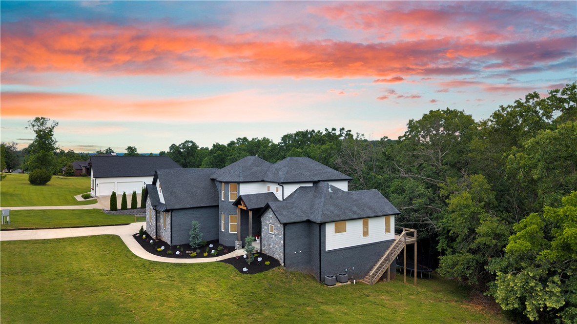 main property photo 39