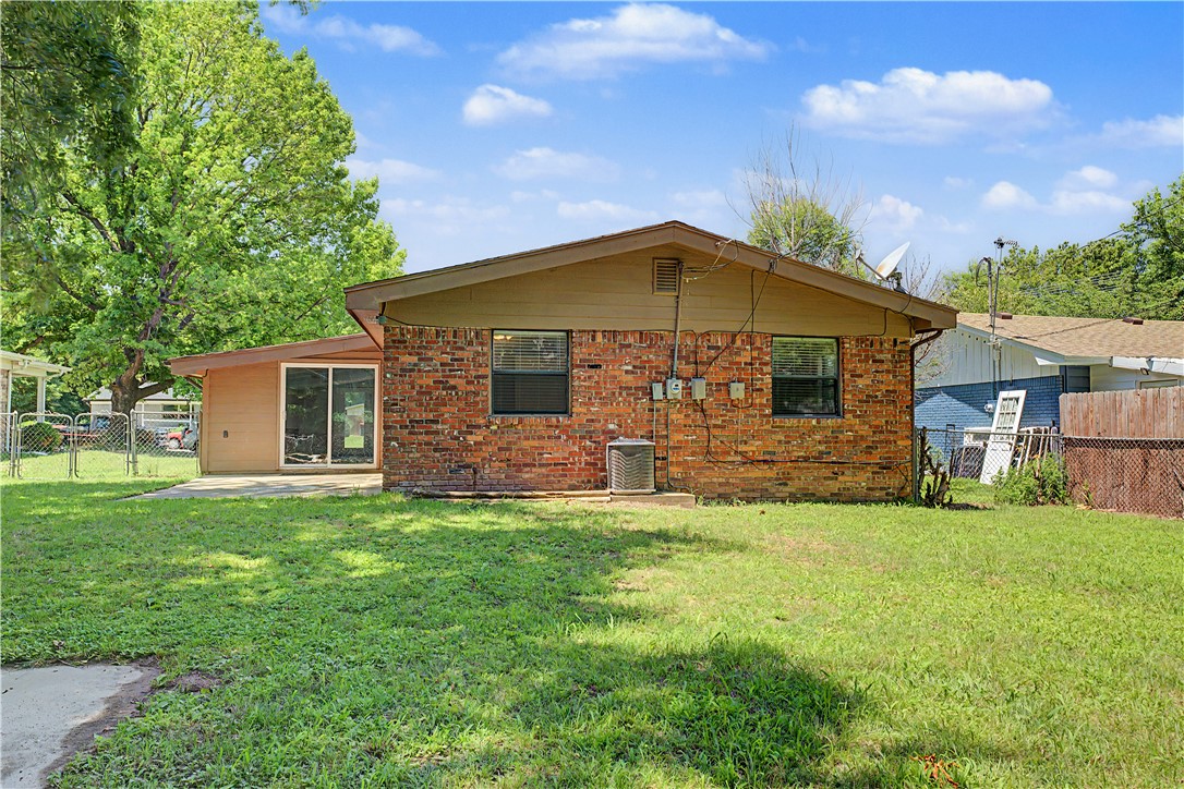 main property photo 16