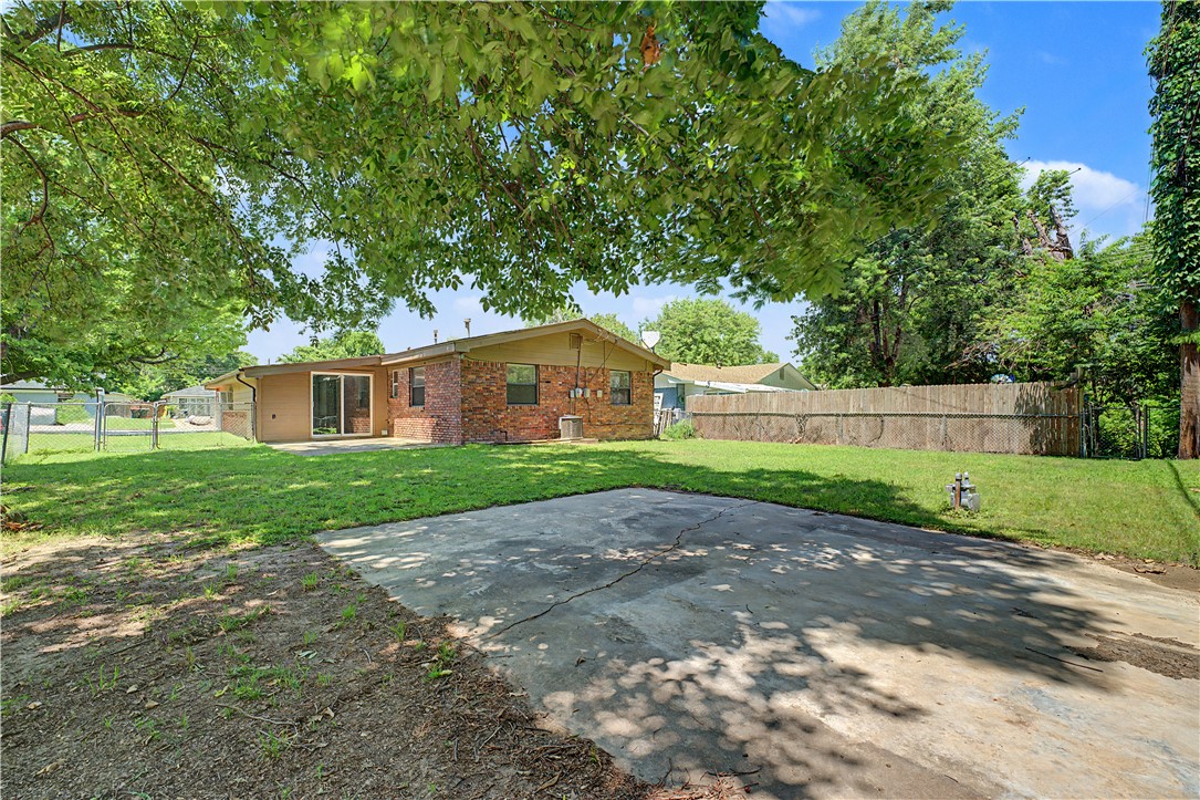 main property photo 19