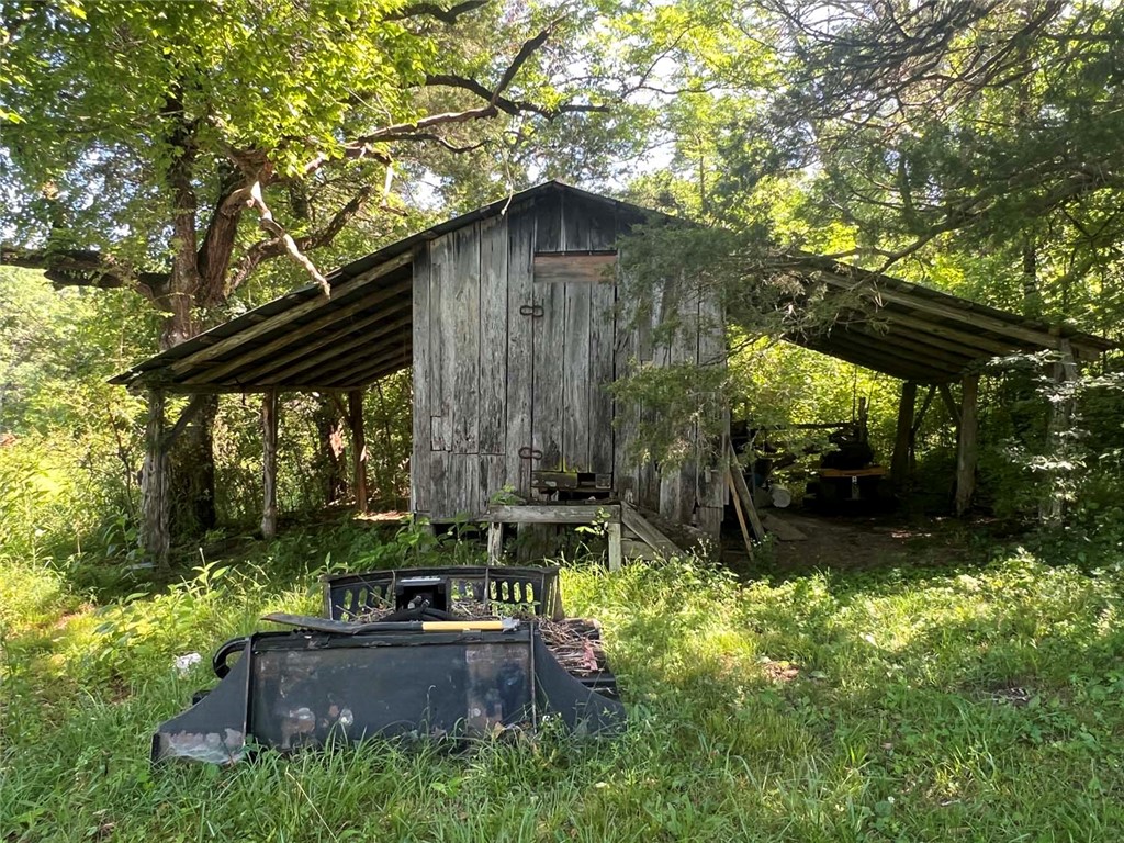 main property photo 22