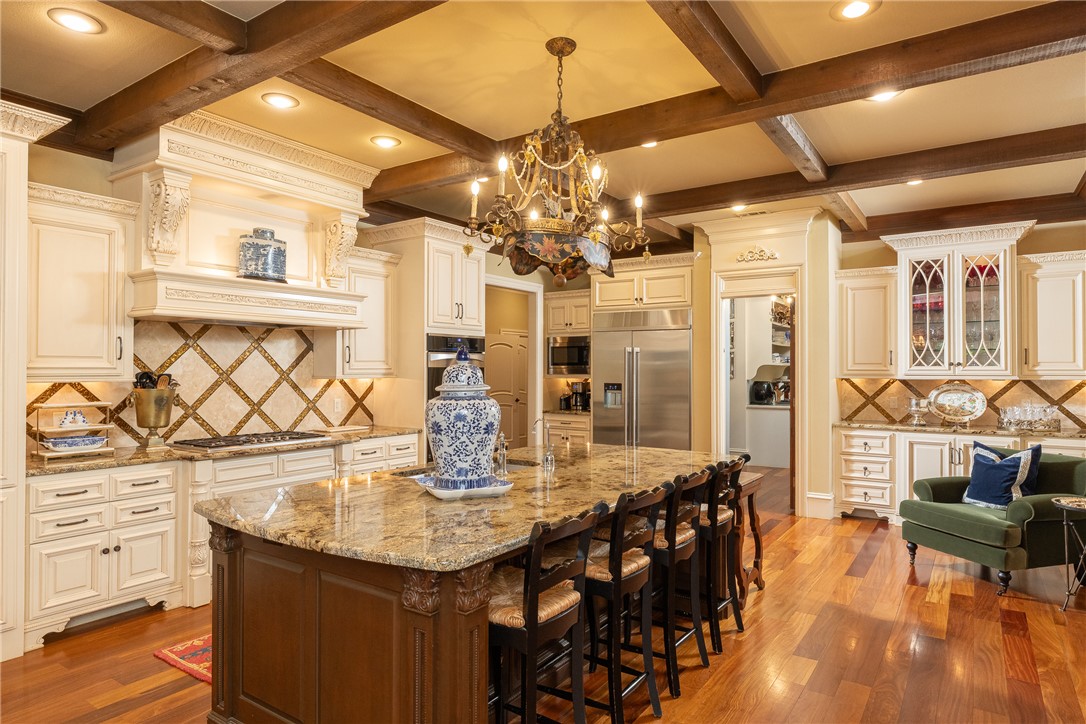 main property photo 17