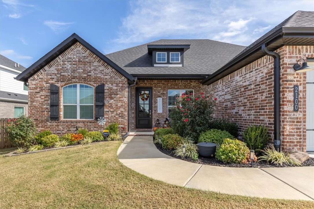 main property photo 27