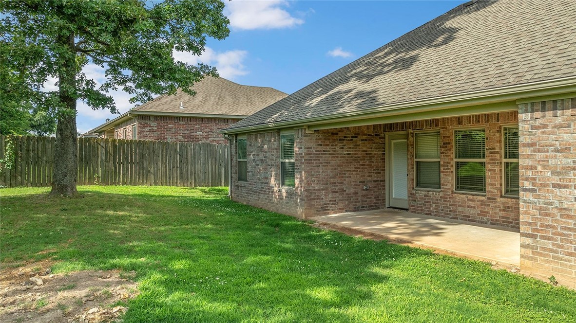 main property photo 27