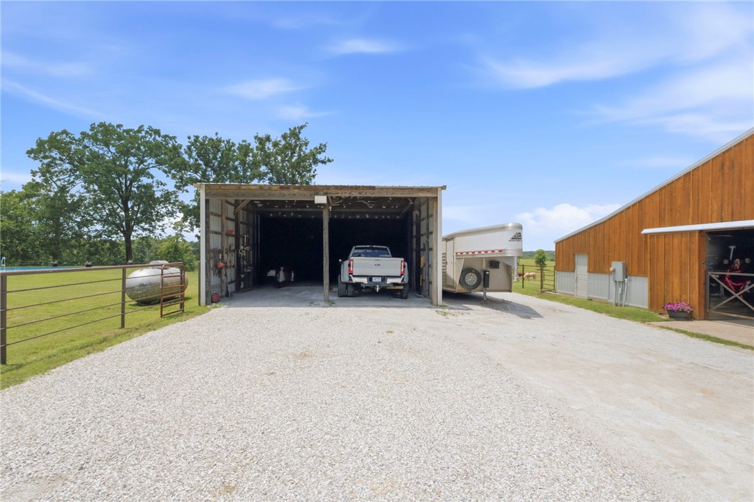 main property photo 47