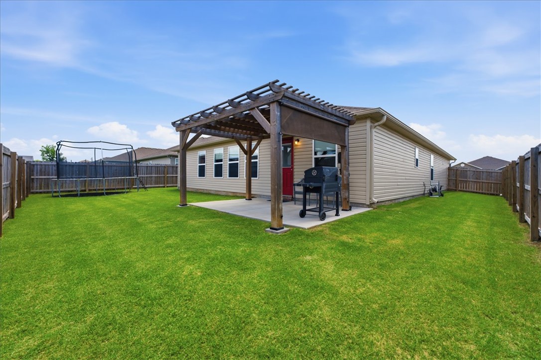 main property photo 27