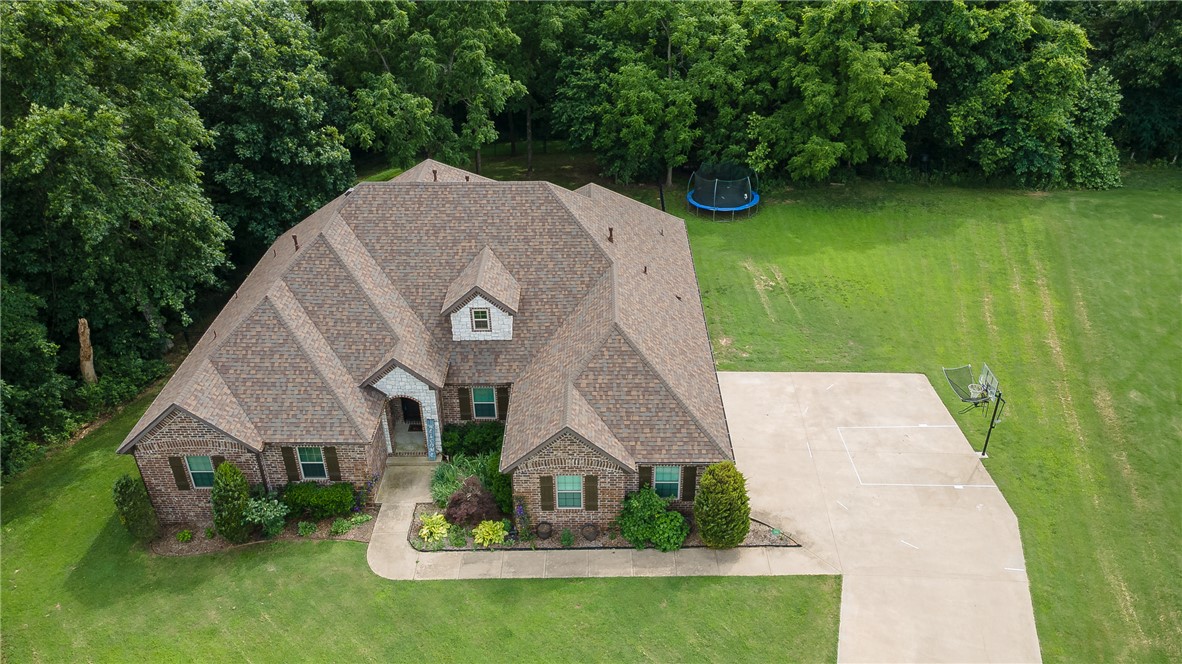 main property photo 46