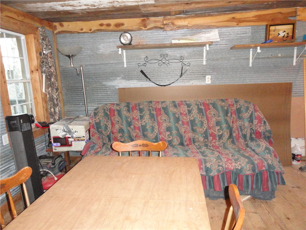 main property photo 40