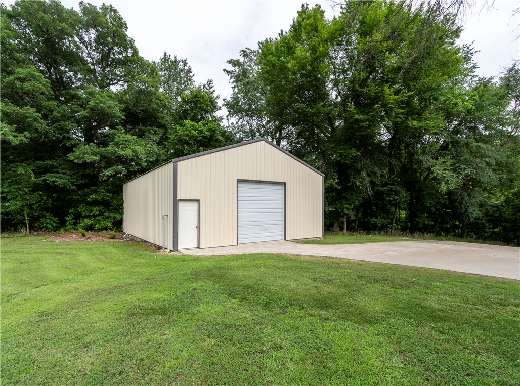 main property photo 34