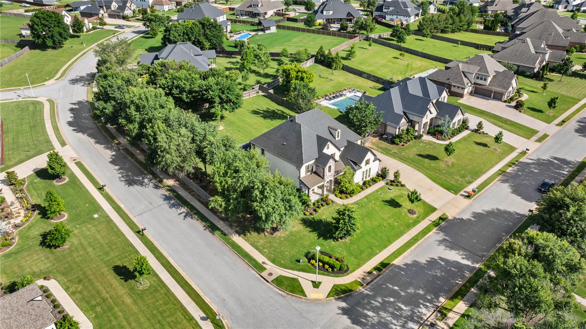 main property photo 46
