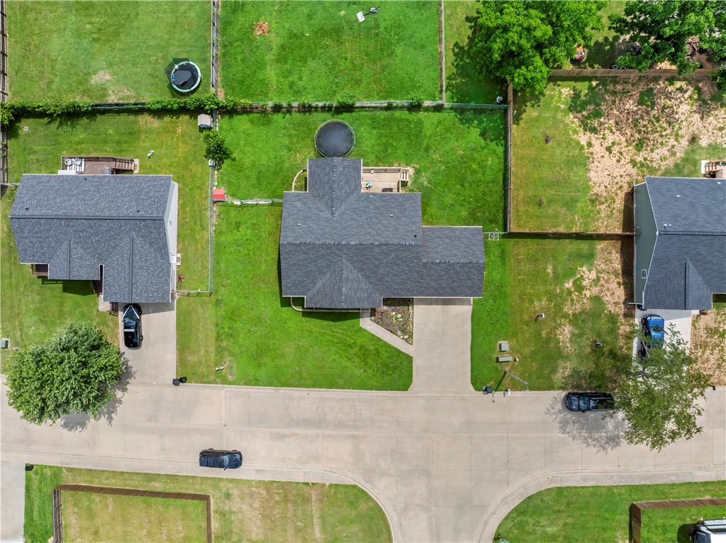 main property photo 27