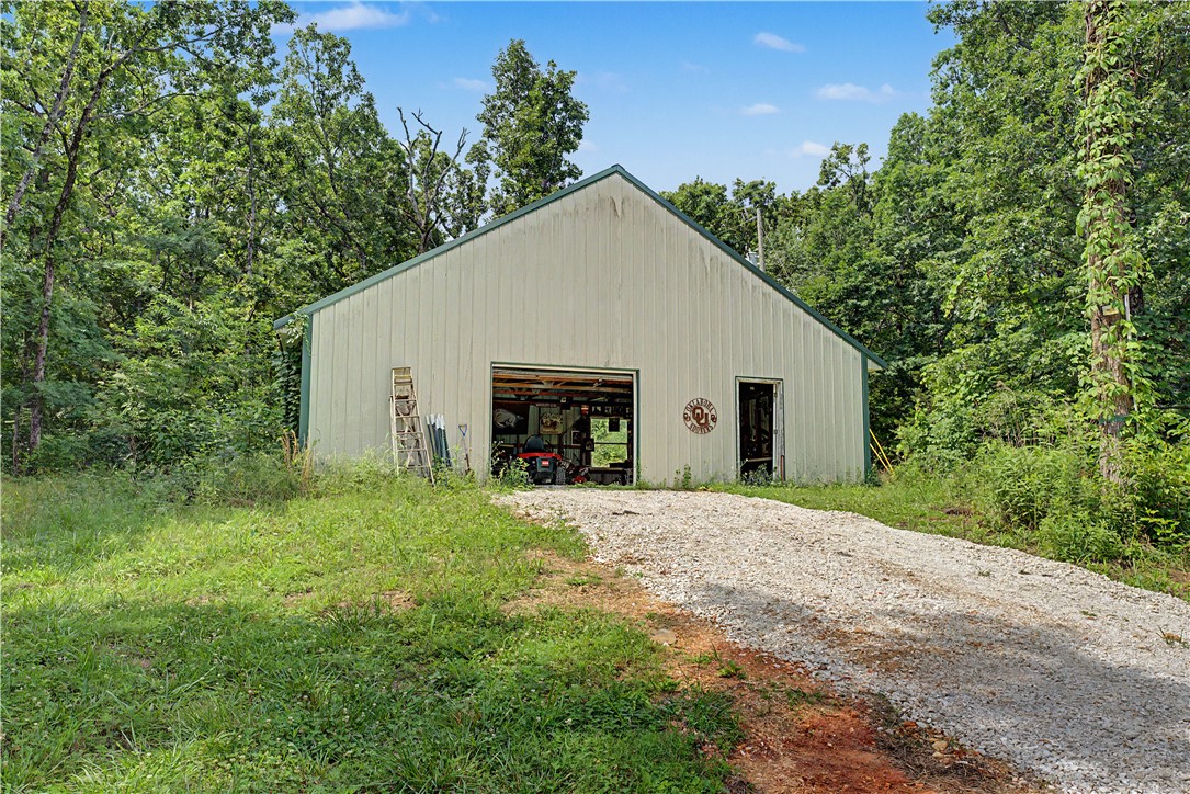 main property photo 30