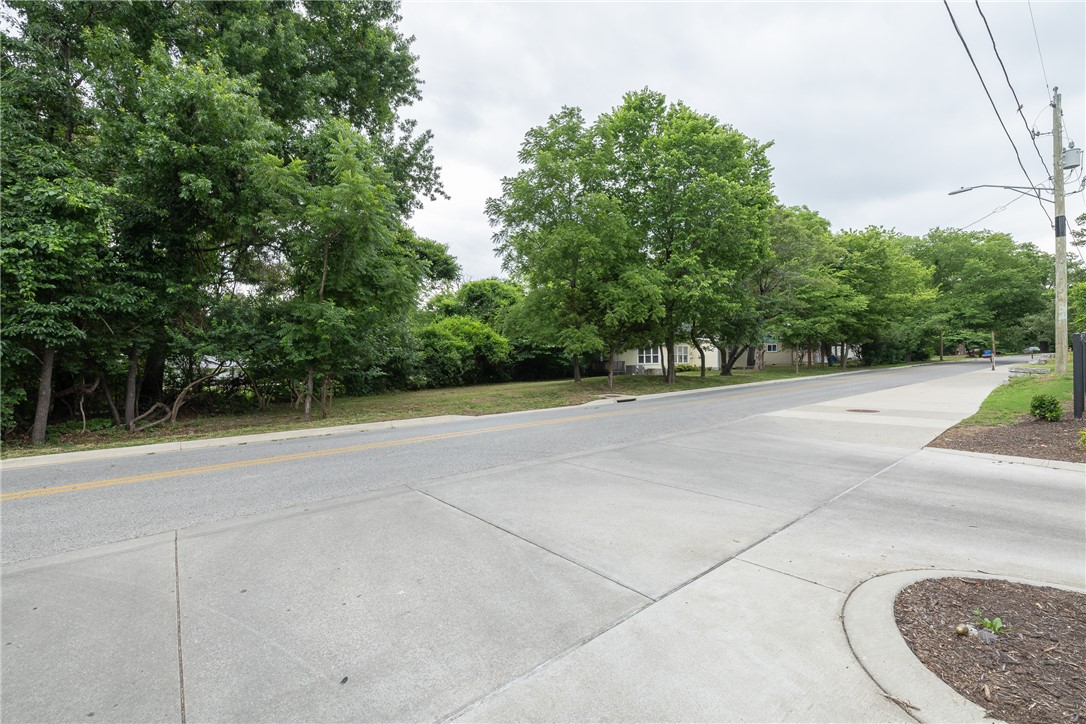 main property photo 32