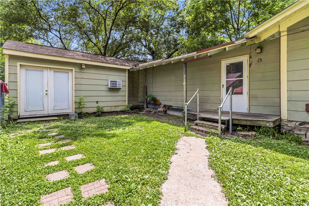 main property photo 28