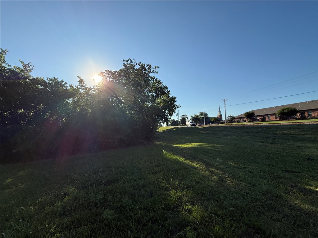 main property photo 11