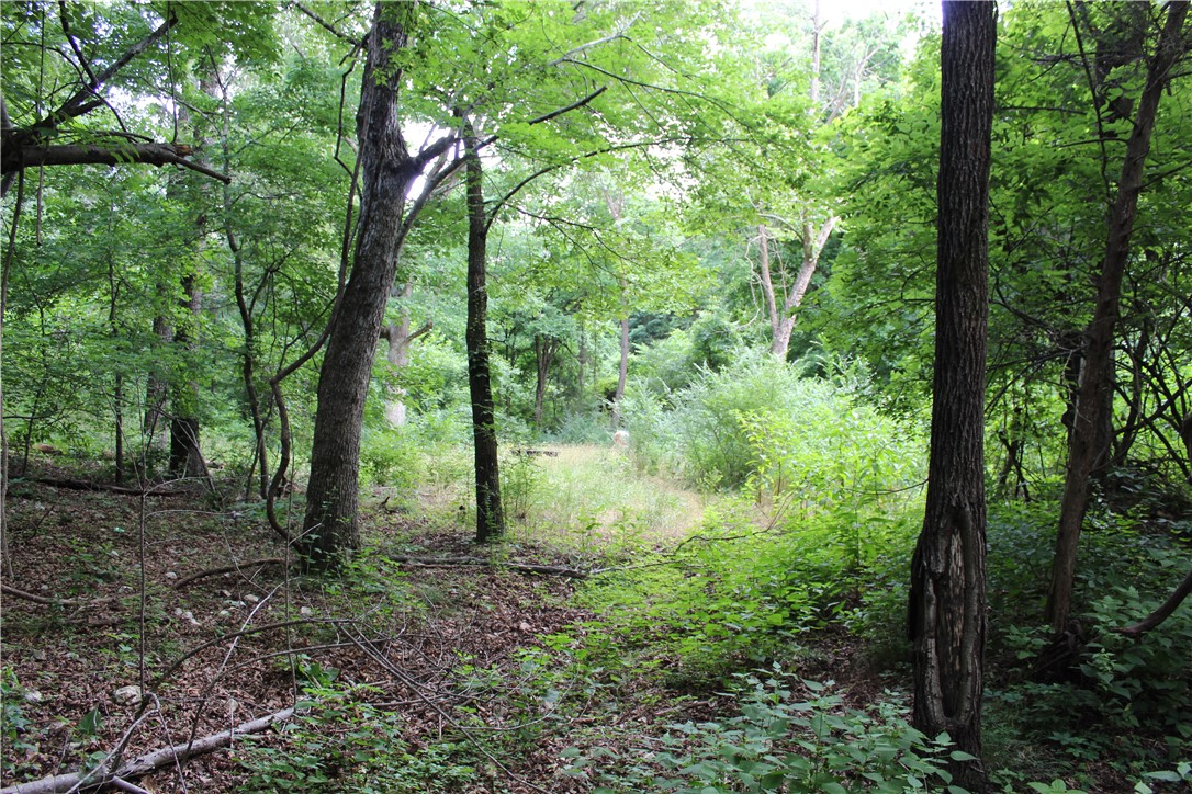 main property photo 16