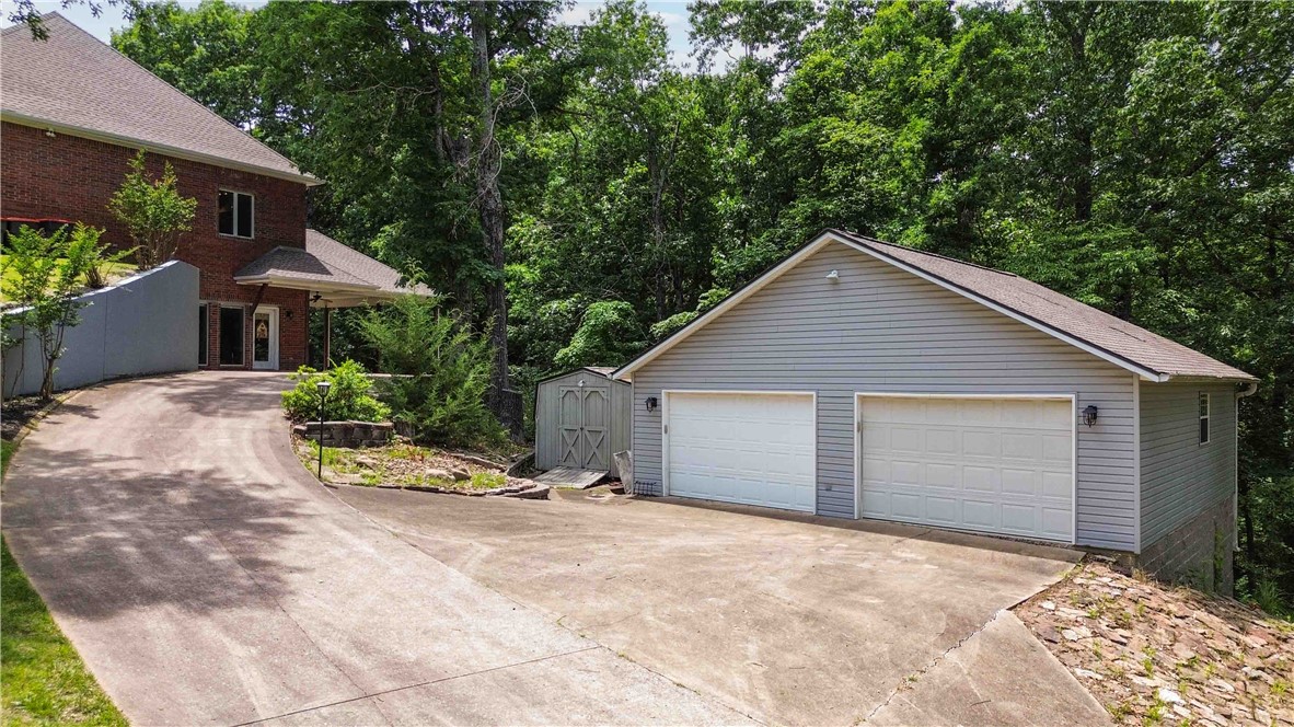 main property photo 47