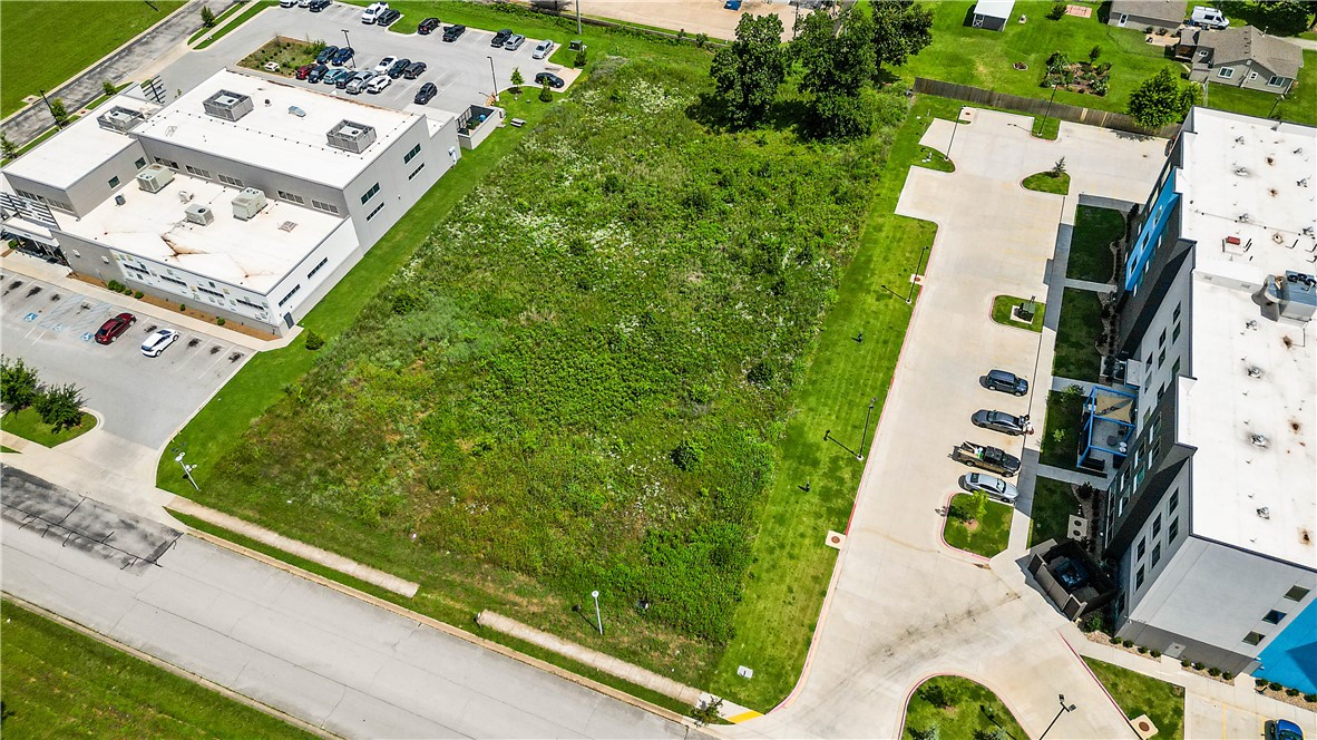 main property photo 7