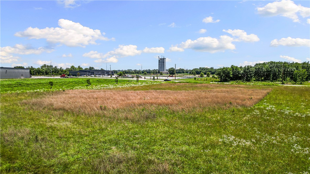 main property photo 15