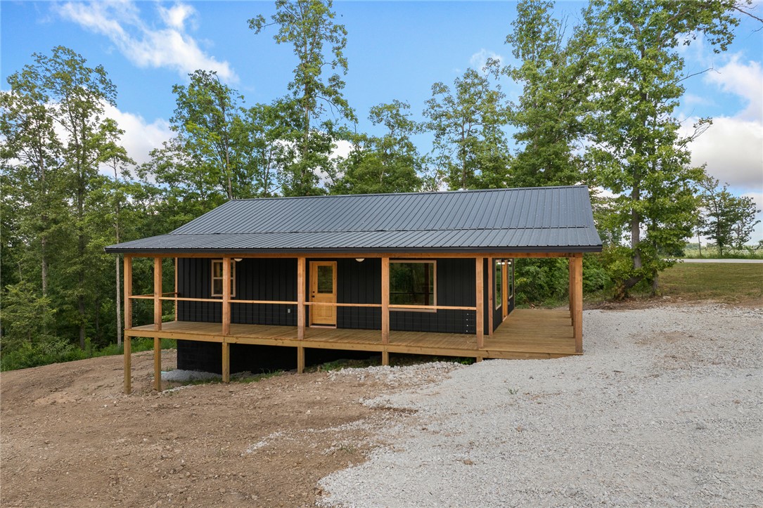 main property photo 40