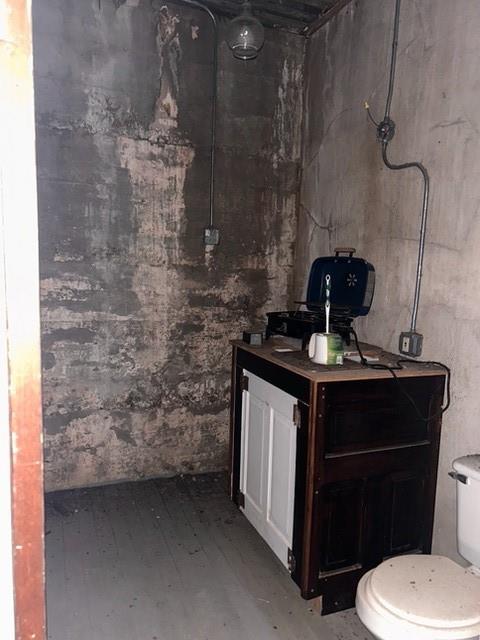 main property photo 11