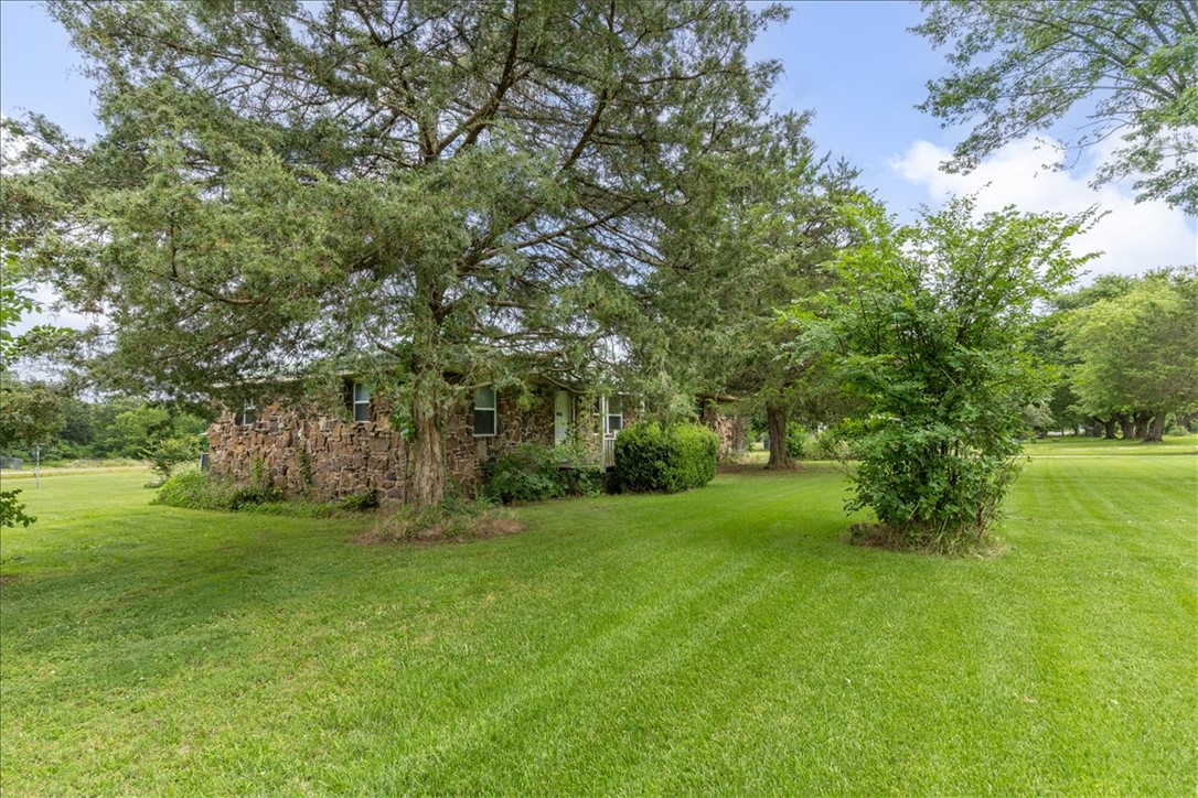 main property photo 31
