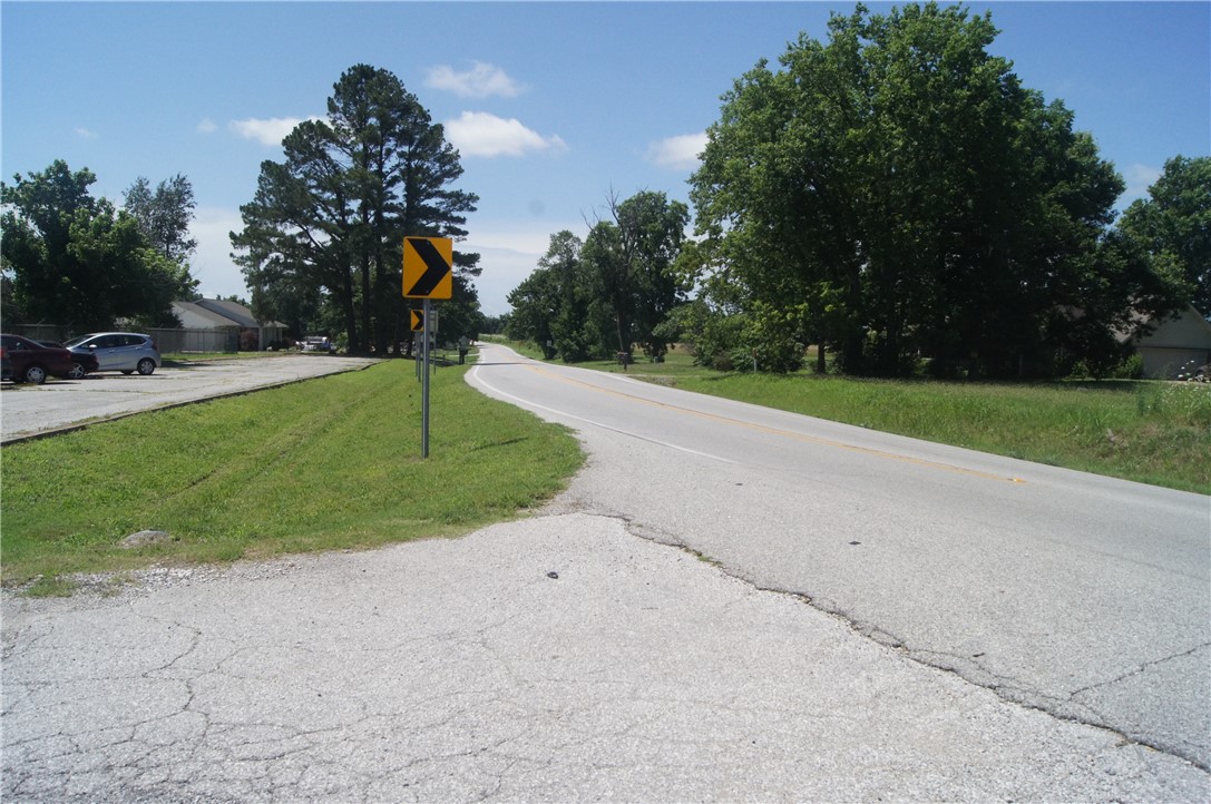 main property photo 6