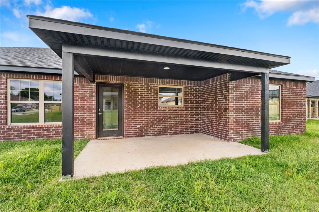 main property photo 20