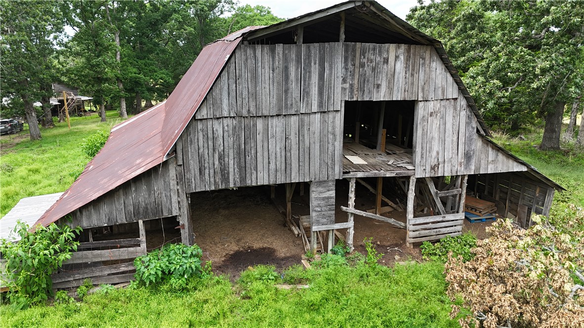 main property photo 50