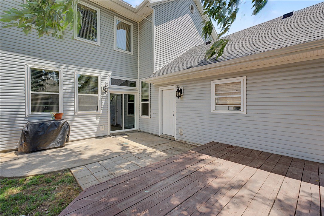 main property photo 8