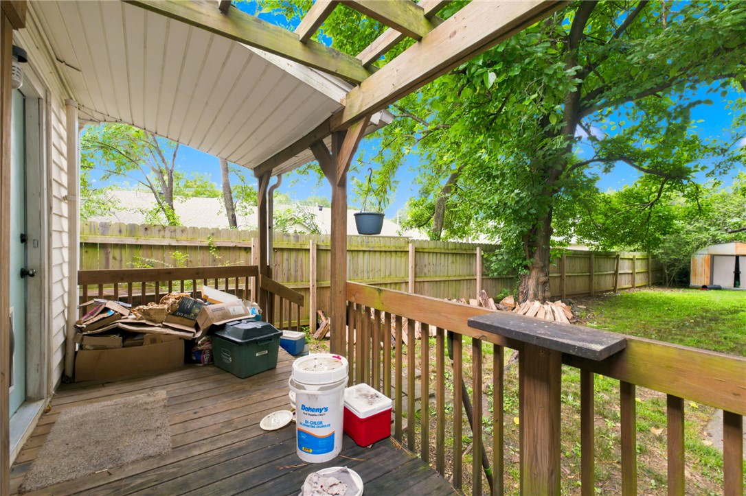 main property photo 30