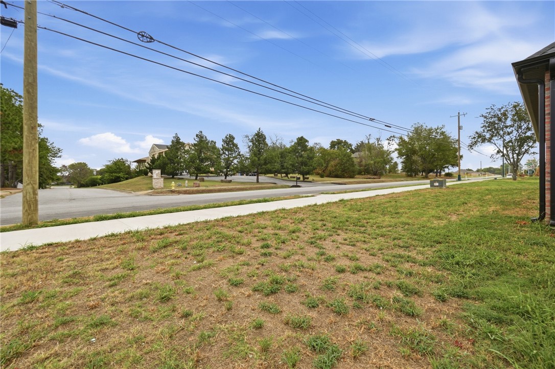 main property photo 29