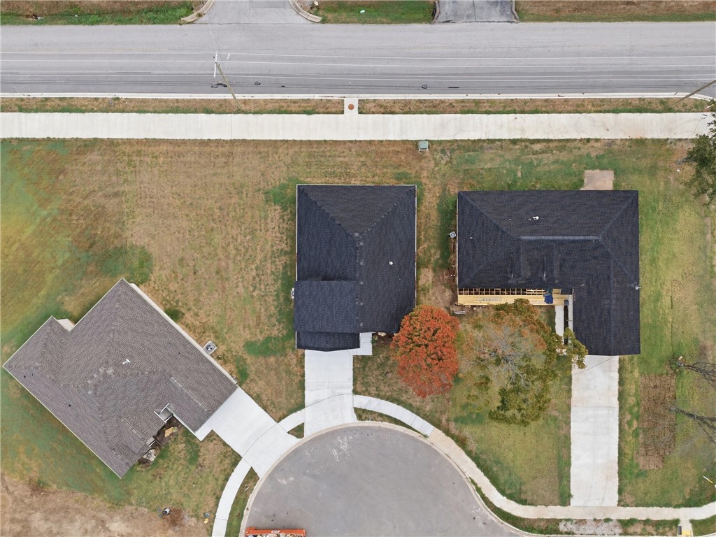 main property photo 34