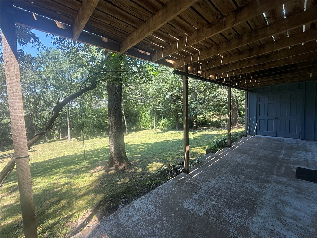 main property photo 33