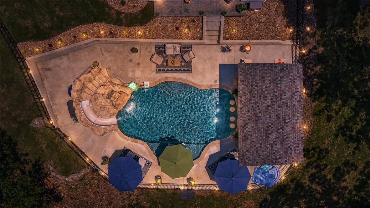 main property photo 50