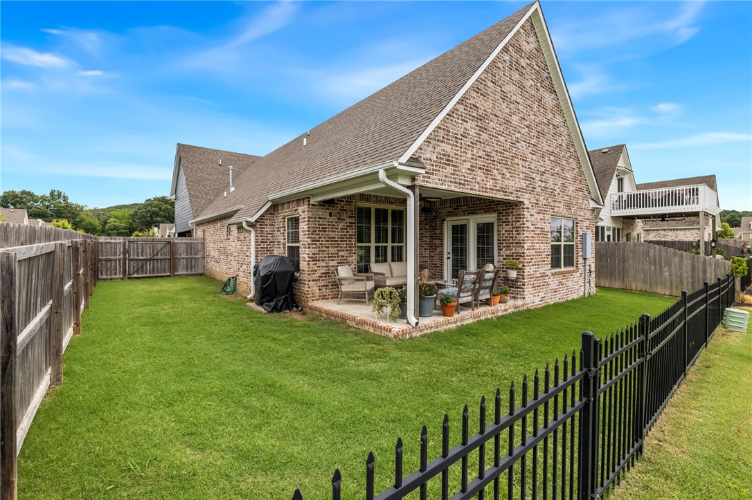 main property photo 21
