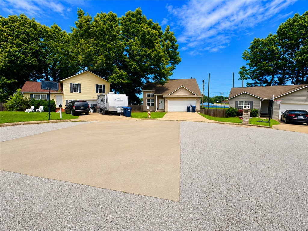 main property photo 29