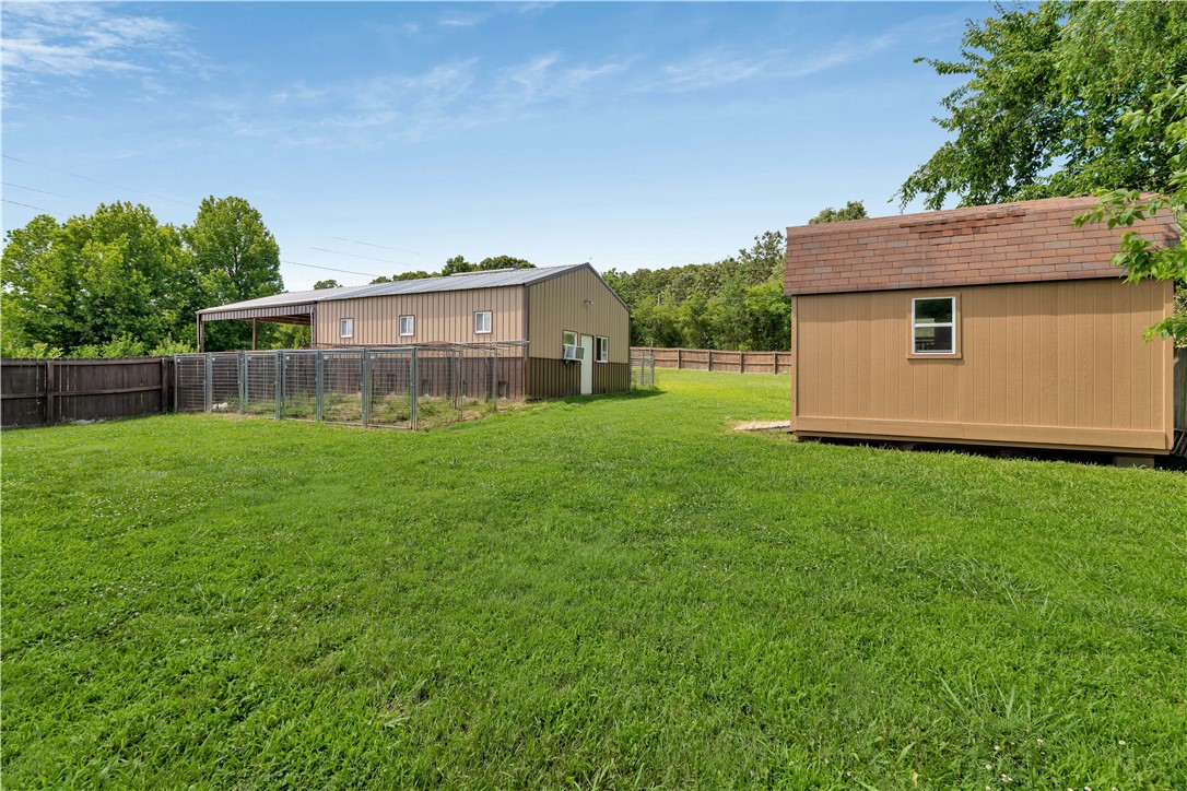 main property photo 16
