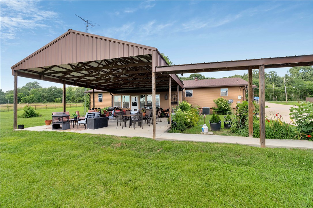 main property photo 28
