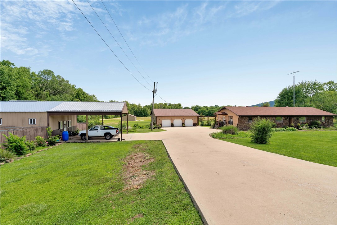 main property photo 4