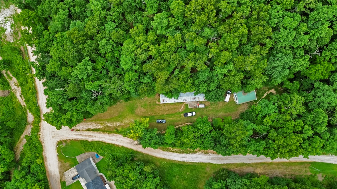 main property photo 40