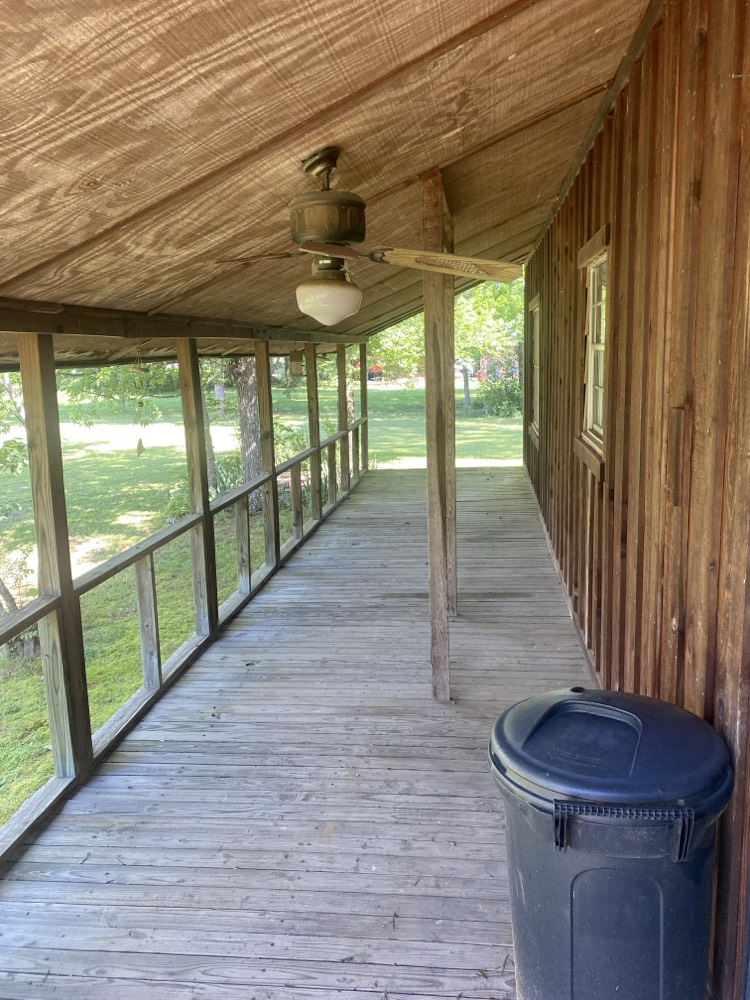 main property photo 17