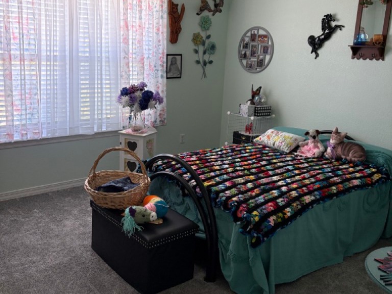 main property photo 15