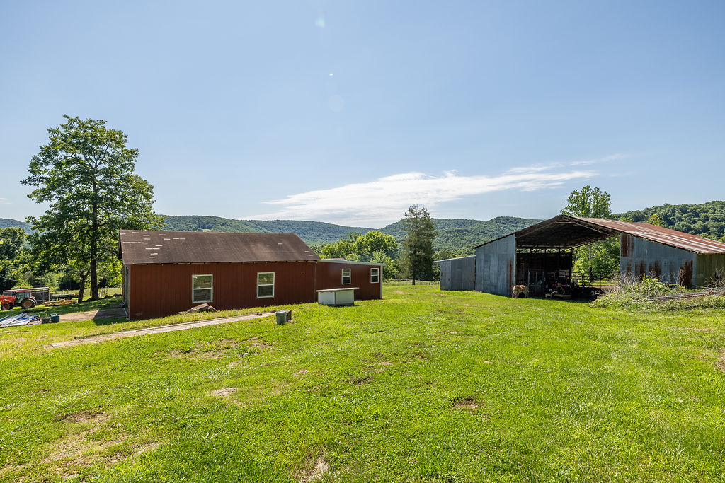 main property photo 34
